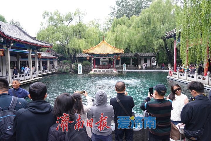 趵突泉水位达29.98米 距30米大关仅一步之遥