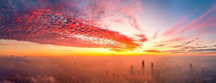 惊艳！初秋朝霞扮靓泉城天际线