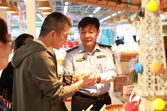 让“菜篮子”更安全“果盘子”更放心 我市食品安全检查走进农贸市场、连锁商超