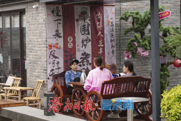 一年四季 泉在济南丨雨润泉城，老城古韵别样浓