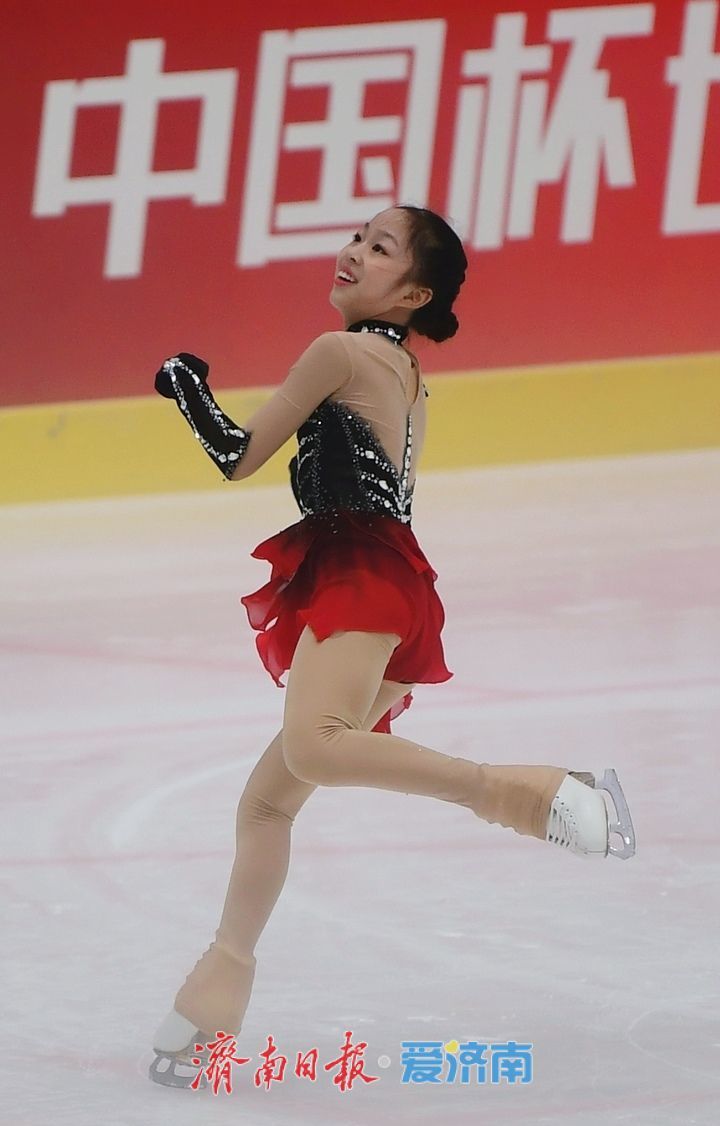 2025年中国花样滑冰俱乐部联赛济南站今日开幕