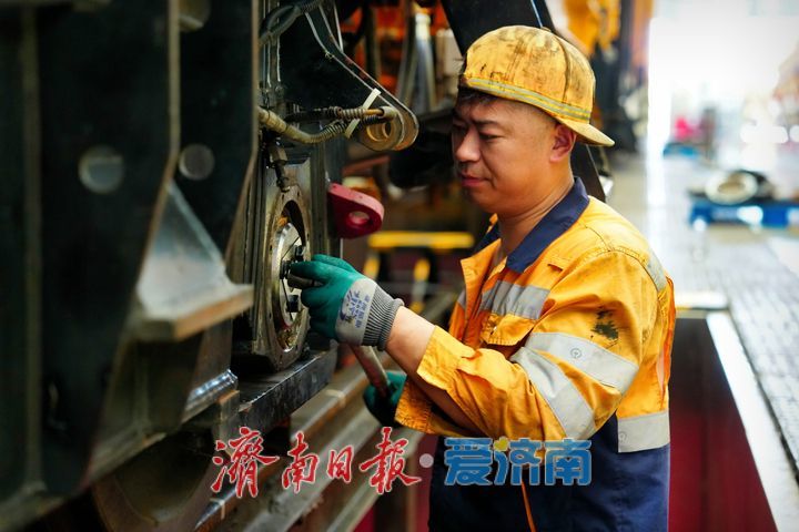 迎战暑期“大烤”，133台“钢铁巨龙”深度体检