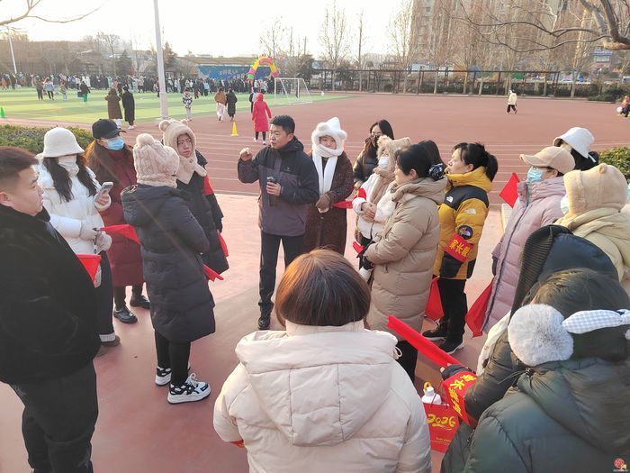 校家社协同护航！市中区760组家庭暖心开跑