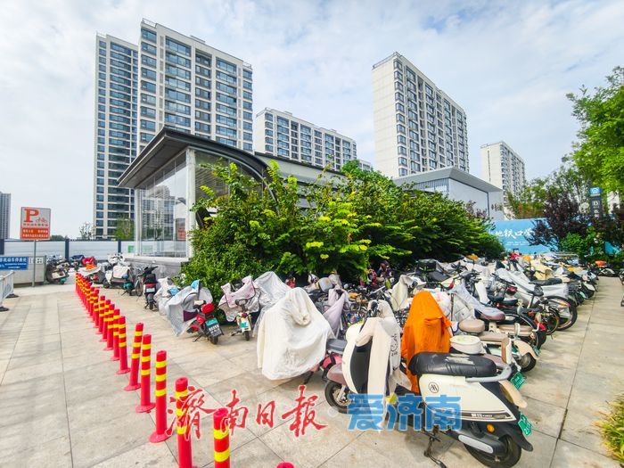 济南轨道交通2号线祝甸站B口西侧非机动车停车场改造完成，机动车停车场计划一个月后投用