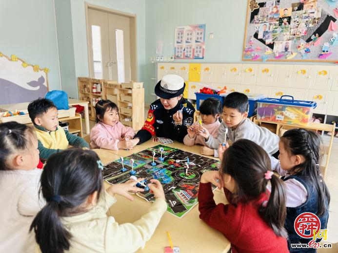 游戏解锁安全技能！天桥区云世界实验幼儿园分龄定制安全教育，守护成长每一步！