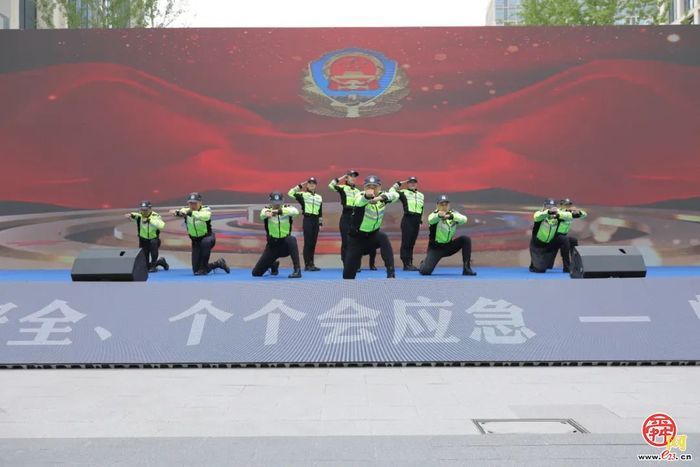 人人讲安全、个个会应急 安全宣传接地气有生气——2024年山东省暨济南市“安全宣传咨询日”活动举行