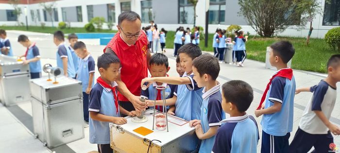 济南市科技馆：科普嘉年华助力童乐缤纷暑期