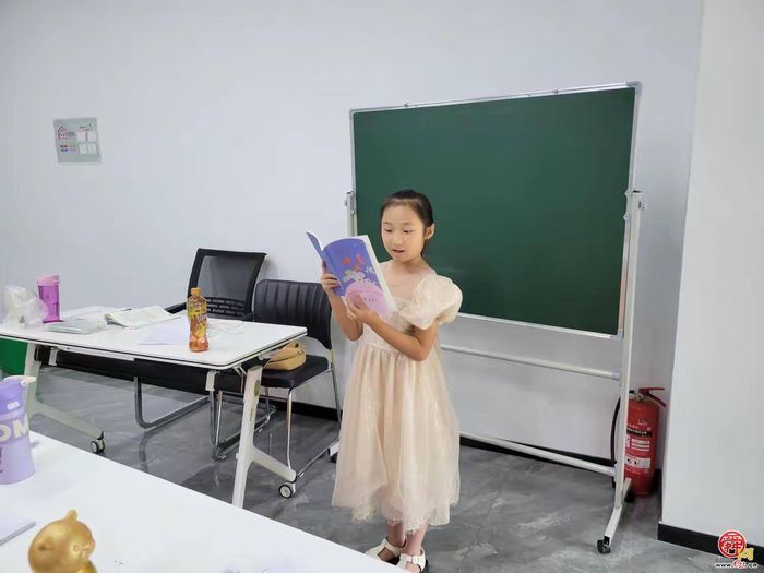 唐冶街道恒大名都社区聚焦“一老一小一青一妇女”打造“家门口”的“嵌入式”服务社区