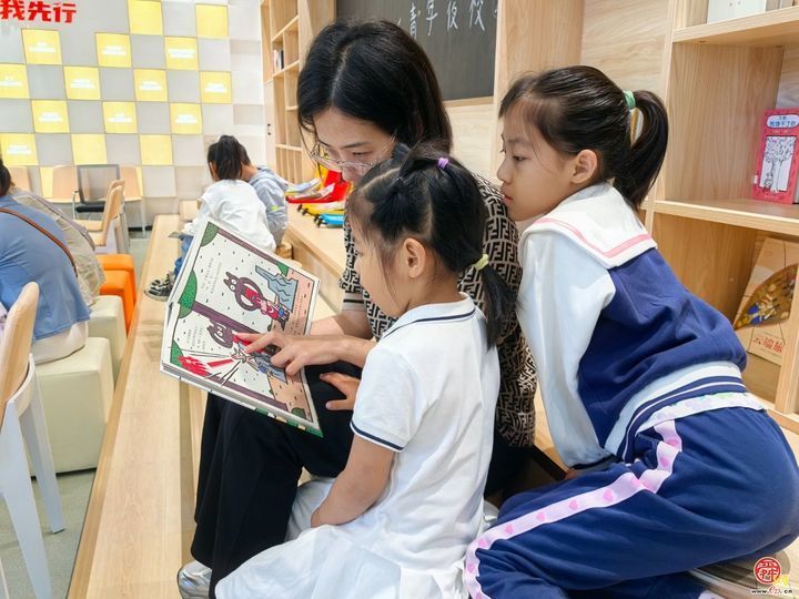 【我们的节日·中秋】亲子共读品“月亮的味道”