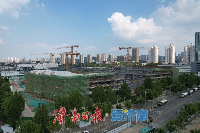 济南工业南路北小学项目初具规模，钢结构施工取得阶段性进展