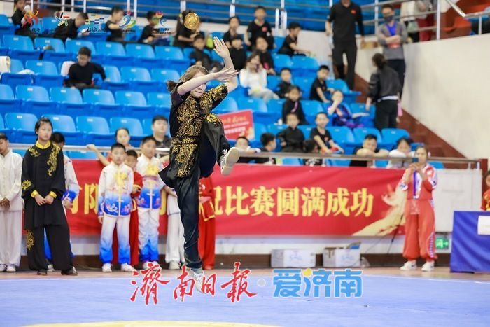 泉城论剑显身手 武脉传承展英姿！2025年济南市第三届青少年武术邀请赛举行