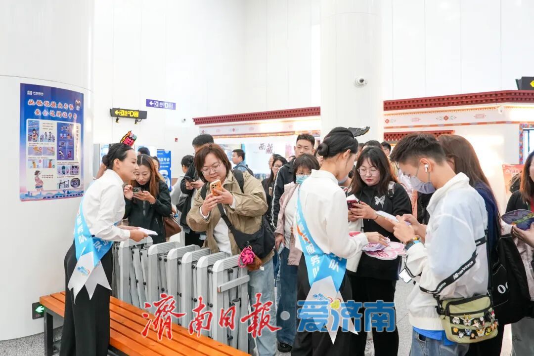 除了“换乘”，奥体中心站还有哪些隐藏关键词？