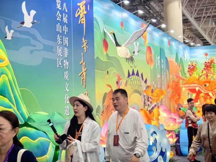 第八届非博会丨记者带您逛非遗：探寻传统文化的现代魅力