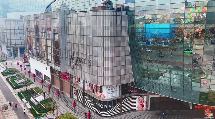 强省会建设丨恒隆广场：从购物中心到城市客厅的蜕变