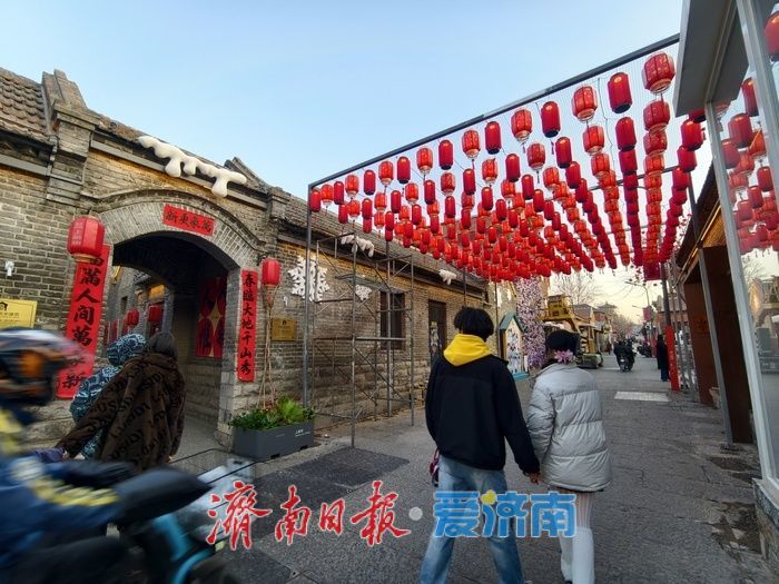 百年上新街焕新迎新春