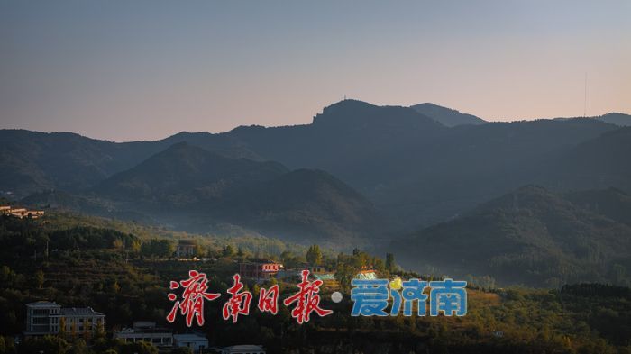 南部山区：云雾缭绕，山水田园尽现诗意之美