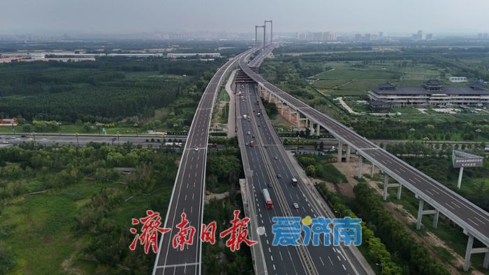 全国首条“六改十二”车道工程打造绿色智慧交通新样板 京台高速齐济段预计年底建成通车