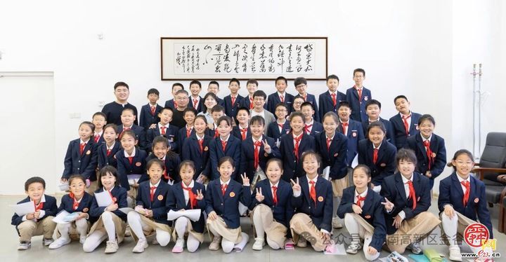 金谷小学四季耕读系列活动——与陈诗哥共赴想象之约