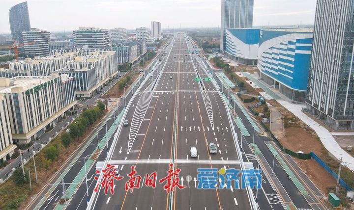 正式通车迎来首个早高峰，济南工业北路快速路东延“一路顺风”