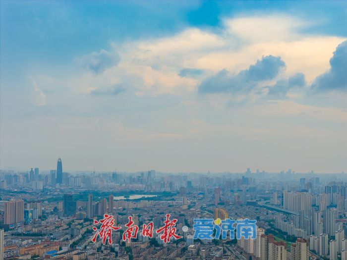 半城艳阳半城雨，济南东部上演夏日天气“快闪”