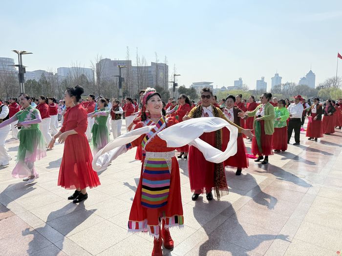 老年风采耀泉城！  济南“百姓大舞台”老年文艺展演精彩亮相