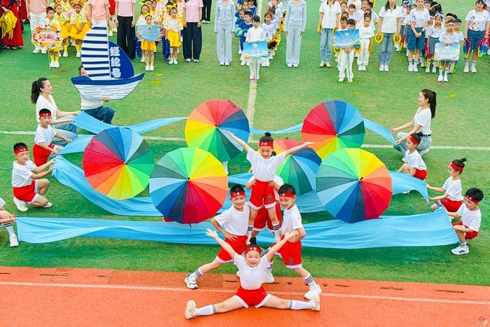 健康第一！市中区幼儿园体育嘉年华点亮幼儿多彩童年