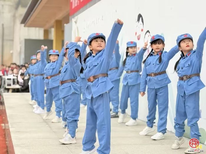 你好，火星！你好，童年！济南市市中区泉泽小学趣味性开学第一课！