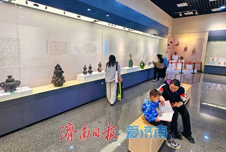 一捧黄河泥 千年泉城韵