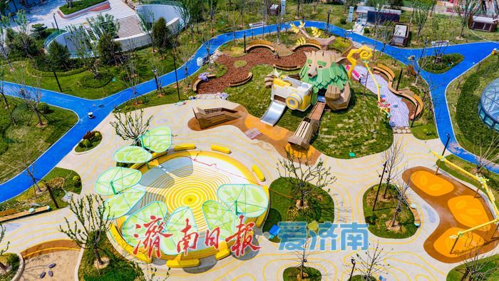 空中栈道串联慢行通廊 槐苑文化体育公园打造全龄友好空间
