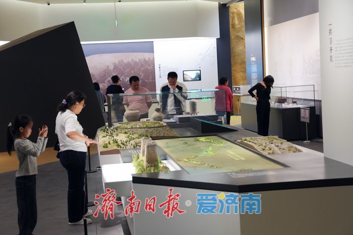 齐长城文化博物馆试运行首日人气高涨