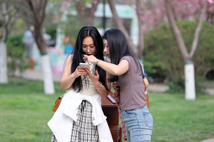 春日热如夏！济南4月1日气温达28℃