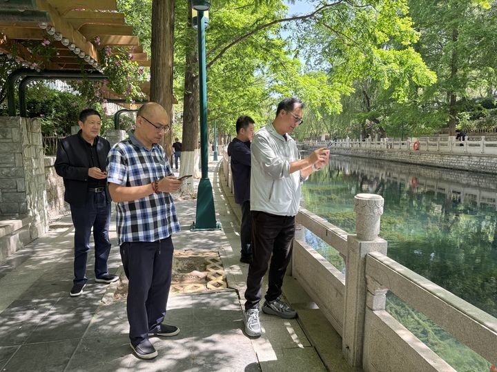 济南市城乡水务局公众在线巡河系统推广活动走进十亩园社区