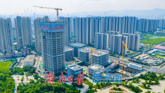 高低错落商务集群落地城北 白金广场勾勒城市全新轮廓