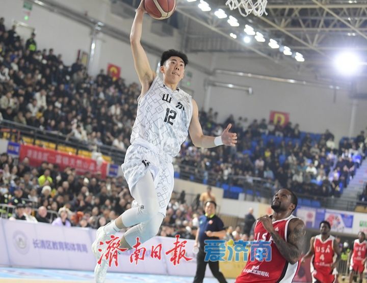 巩晓彬“重出江湖”，率山东U22全运男篮热身大胜芝加哥怒火队