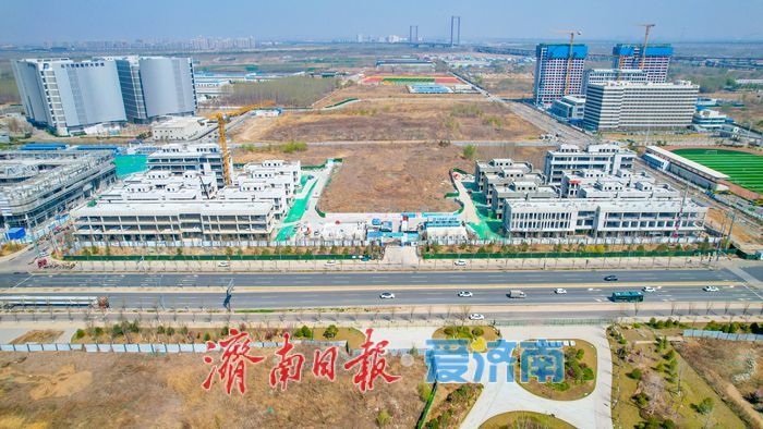 项目强省会｜济南西再添新地标！数据科创中心工程进入收尾阶段