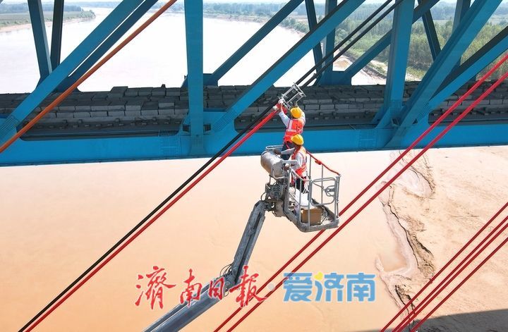 济南黄河大桥老桥斜拉索维修启动