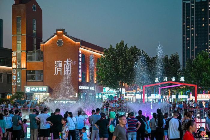 【聚焦济南西站枢纽经济商务区】才聚槐荫，展翼新途 万融集团十余载奋进增城市荣光