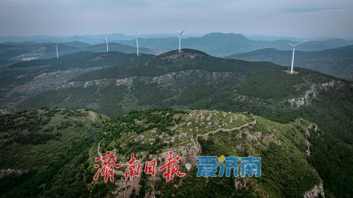 航拍济南梯子山：生态与古建交相辉映