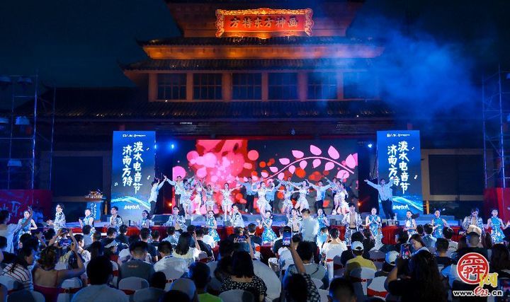 夏日文旅盛宴！济南方特“泼水电音节”正式启幕