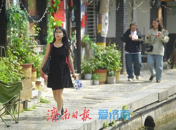 暮春如夏 “轻装”上阵