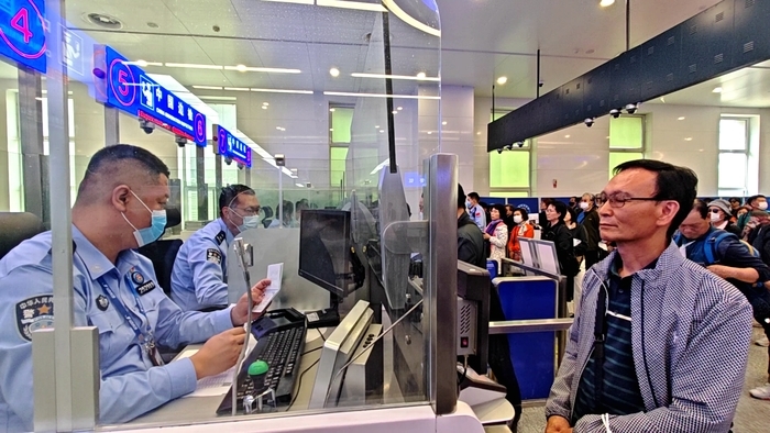 济南口岸一季度出入境旅客16万余人次，预计5月3日客流量较大