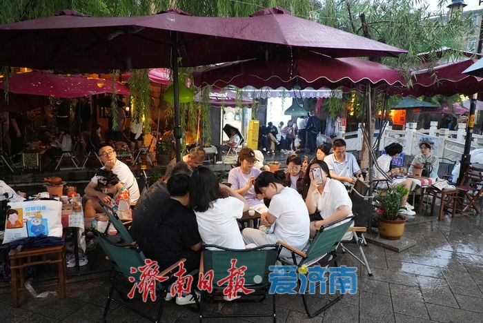 一年四季 泉在济南丨围炉煮茶，寻找泉城慢生活