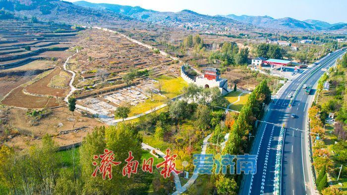 锦阳关齐长城遗址：秋日古垣映彩叶 千年雄关展新颜