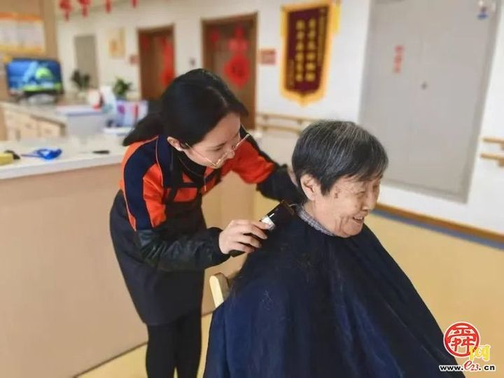 章丘：医养相融，守护最美“夕阳红”
