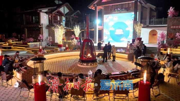 冰瀑围炉，暖冬奇遇！九如山以冰火交织的仪式感，点燃元旦假期的新玩法