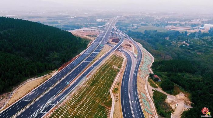 【一条路·一座城】②章丘：通达之路！