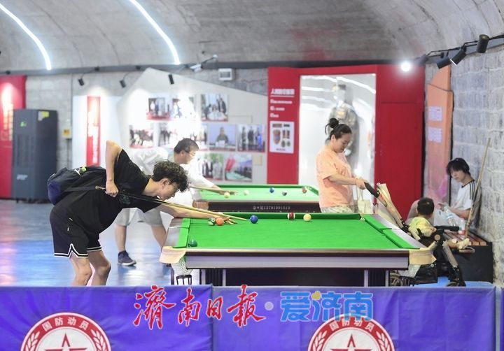 一年四季 泉在济南丨温差接近20℃，济南这处“天然空调房”人气足