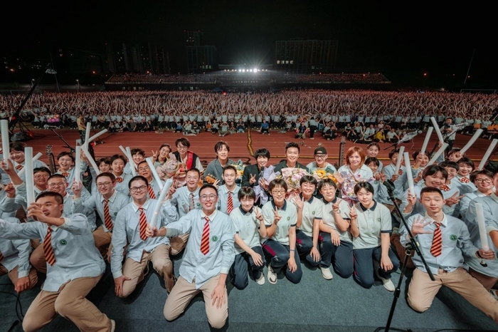 确定了，5月5日晚！曾霸屏“朋友圈”的校园晚会又来了！