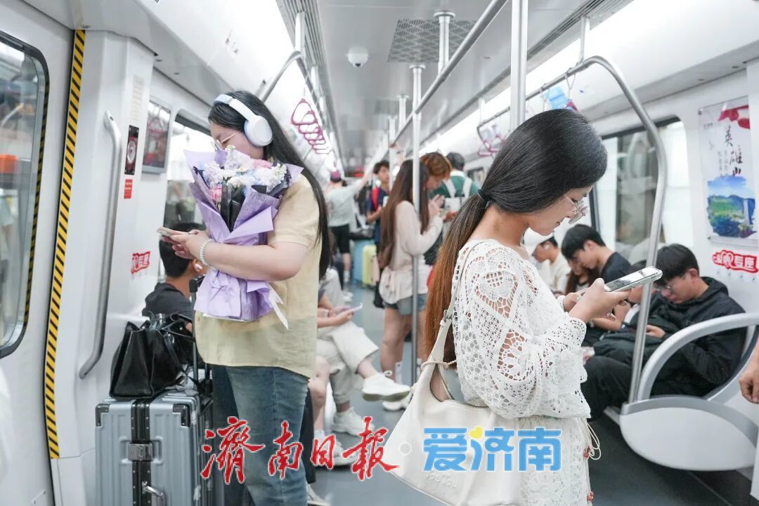 致毕业的你：海棠路旁，我守着你的青春与书香