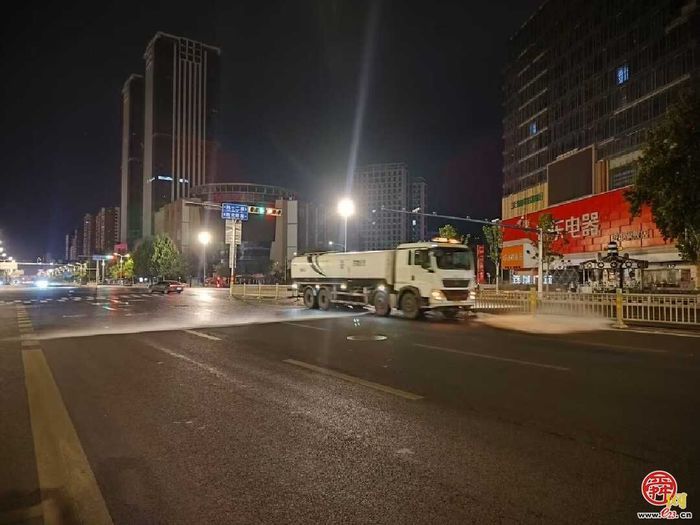 “城市管家”的假期，写在街头巷尾